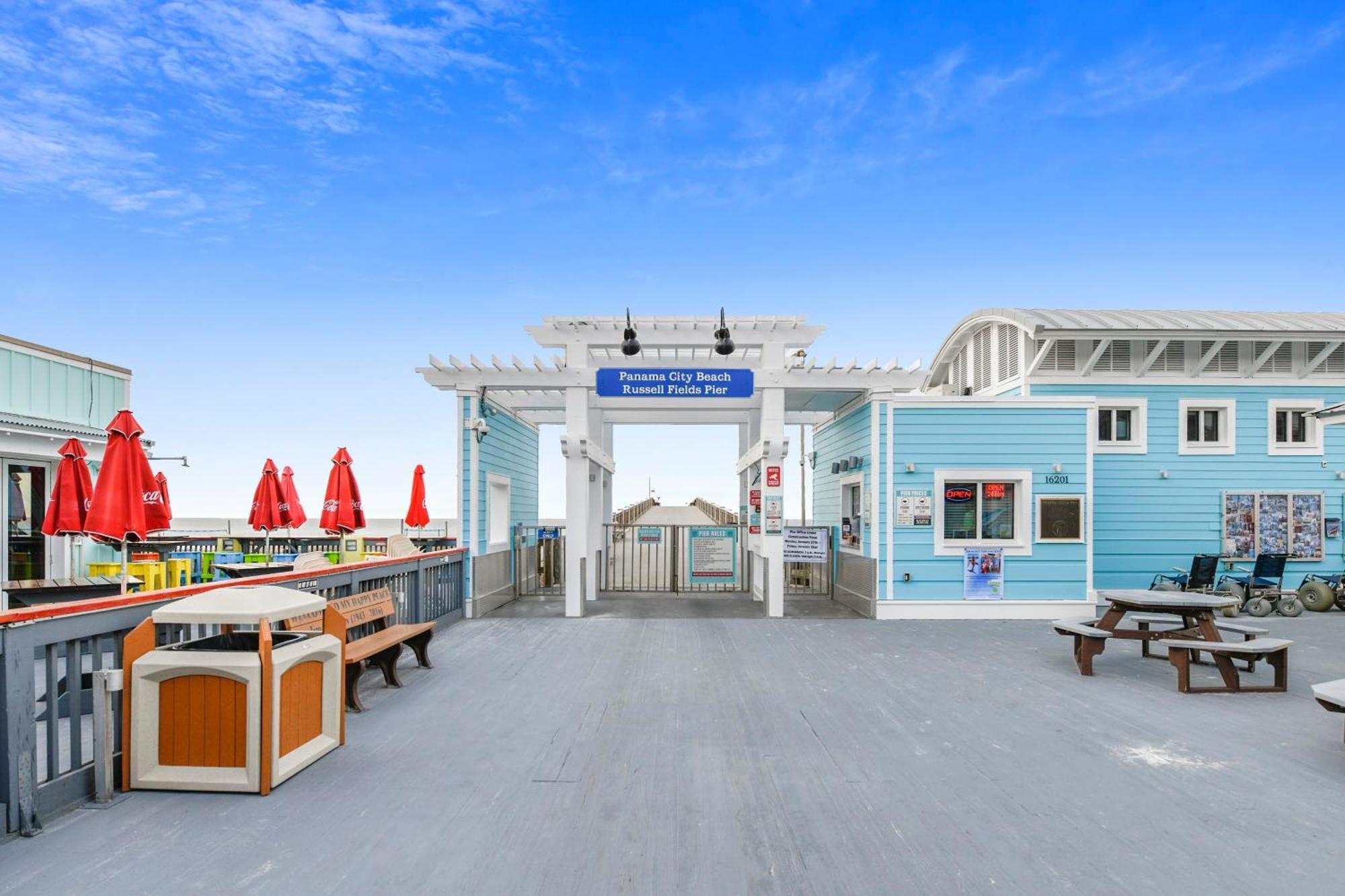 Twin Palms #1702 By Book That Apartment *